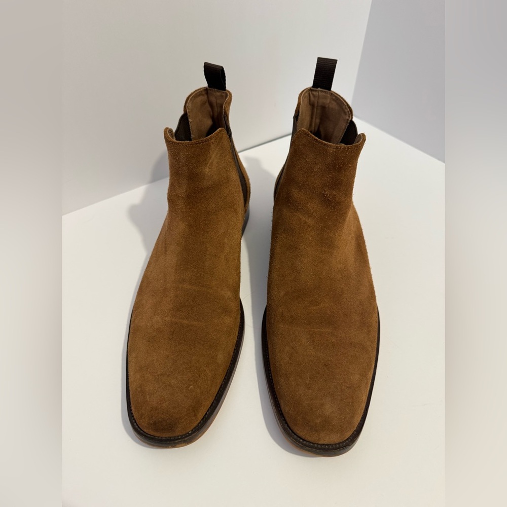 ALDO Men's Chelsea Ankle Pull on Suede Brown Almond Toe Cuban Heel Boot Size 9.5